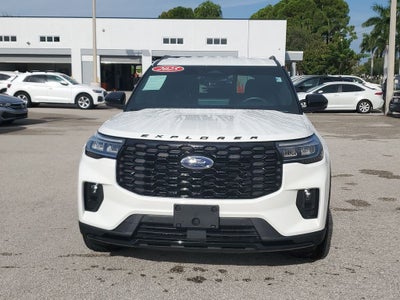 2025 Ford Explorer ST-Line