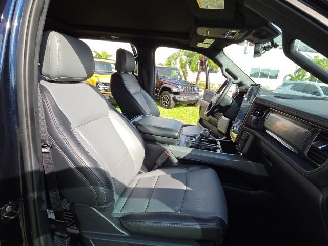 2024 Ford F-150 Lightning Lariat