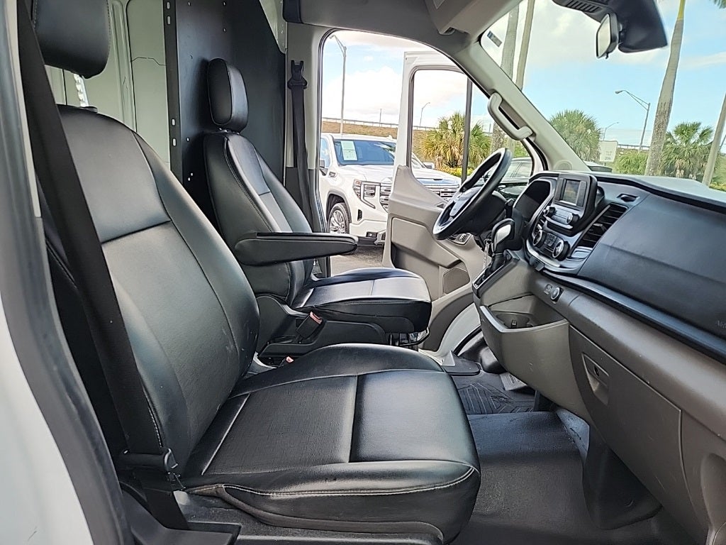 2022 Ford Transit Cargo Van Base