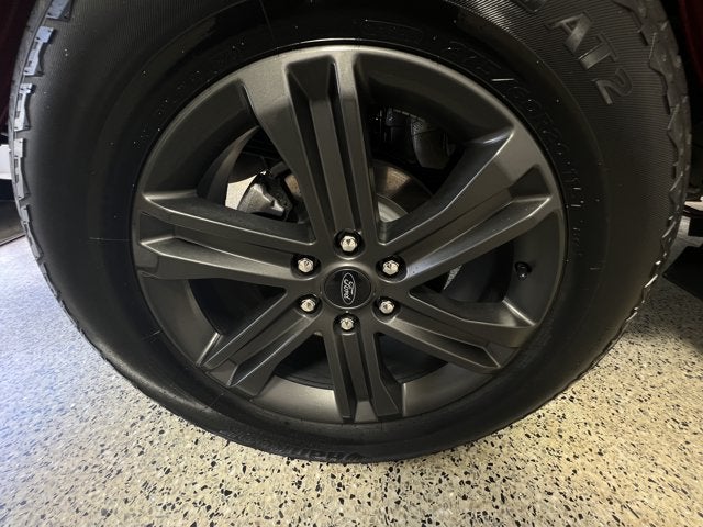 2023 Ford F-150 Base