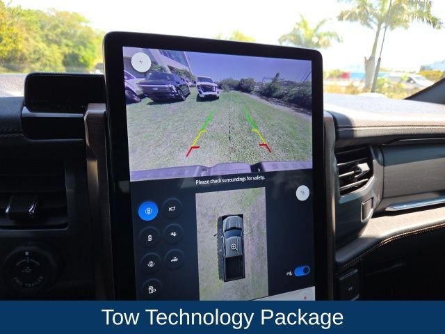 2022 Ford F-150 Lightning Lariat