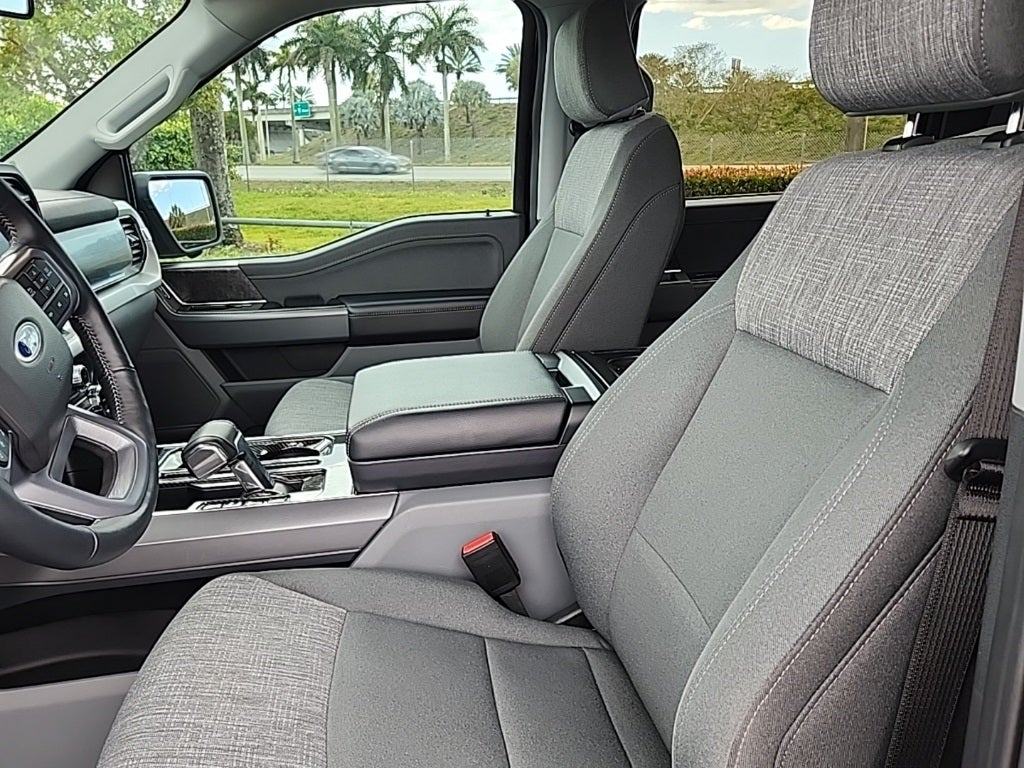 2023 Ford F-150 Lightning XLT