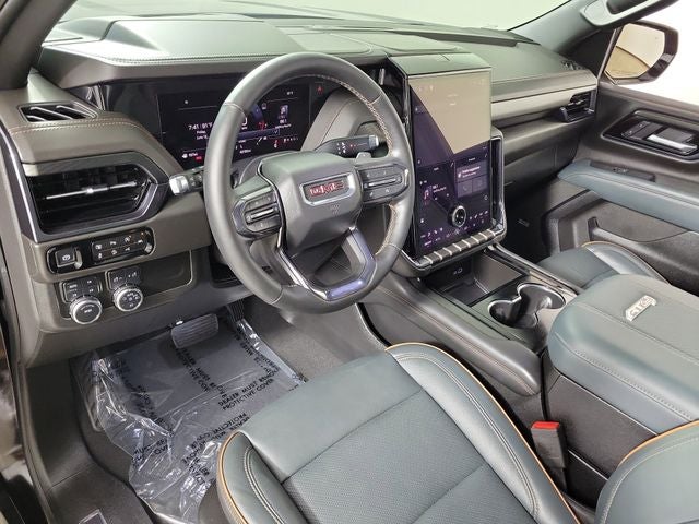 2025 GMC Yukon XL AT4