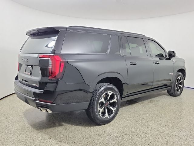 2025 GMC Yukon XL AT4