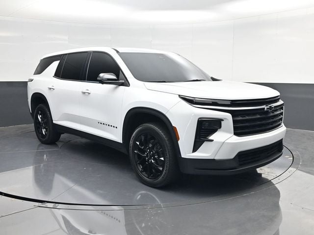 2024 Chevrolet Traverse LS