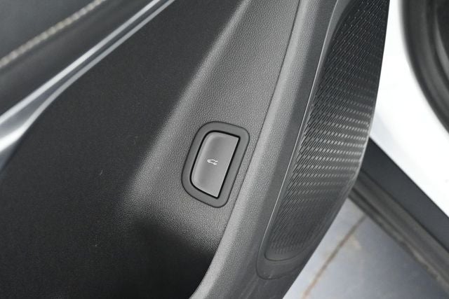 2024 Chevrolet Traverse LS