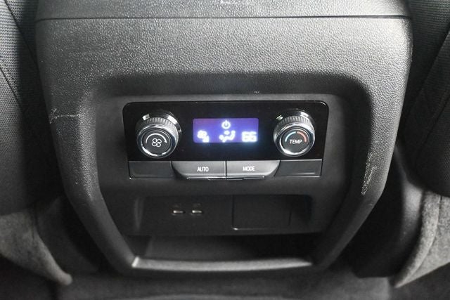 2024 Chevrolet Traverse LS
