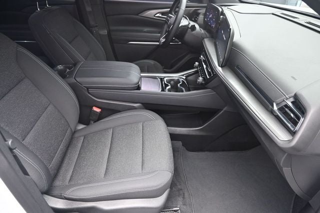 2024 Chevrolet Traverse LS