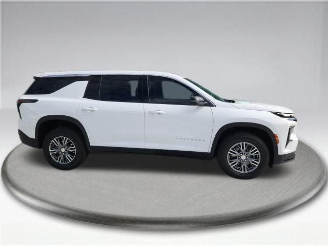 2024 Chevrolet Traverse LS