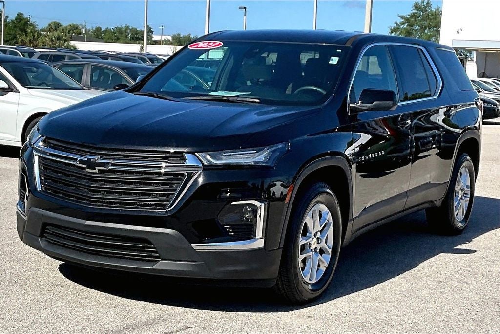 2023 Chevrolet Traverse LS