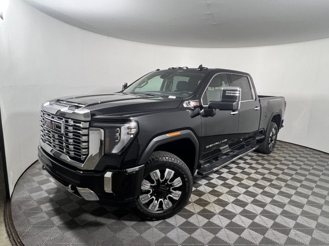 2024 GMC Sierra 2500HD 4WD Crew Cab 159"" Denali