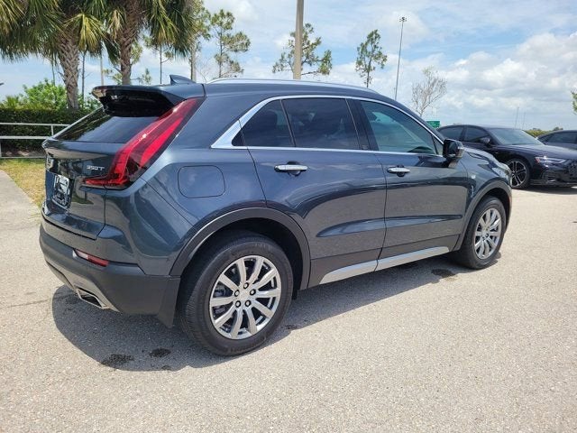 2021 Cadillac XT4 Premium Luxury