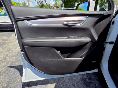 2022 Cadillac XT5 Luxury