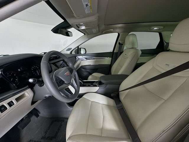 2024 Cadillac XT5 FWD Premium Luxury