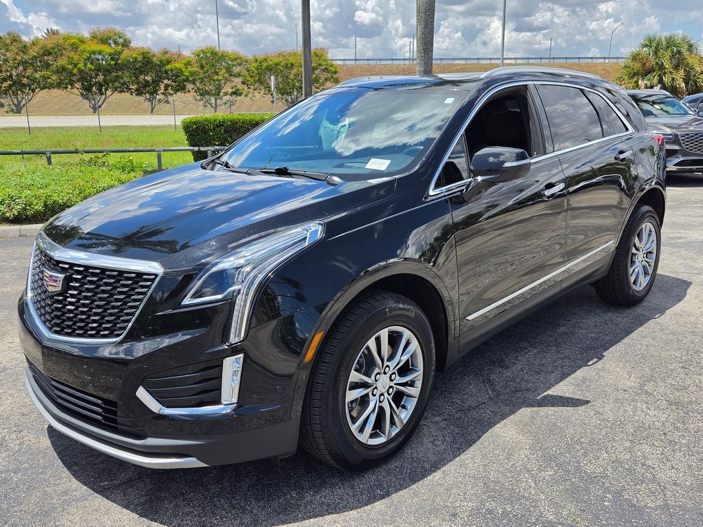 2022 Cadillac XT5 Premium Luxury