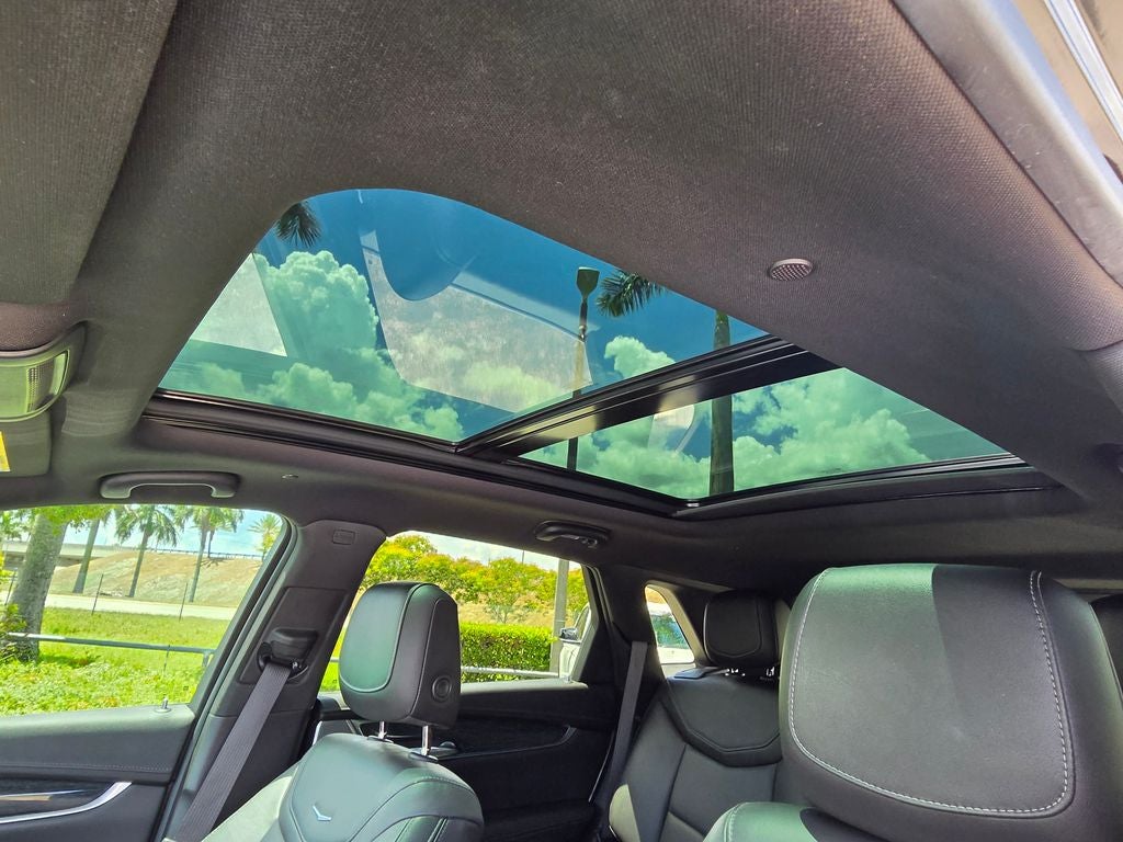 2022 Cadillac XT5 Premium Luxury