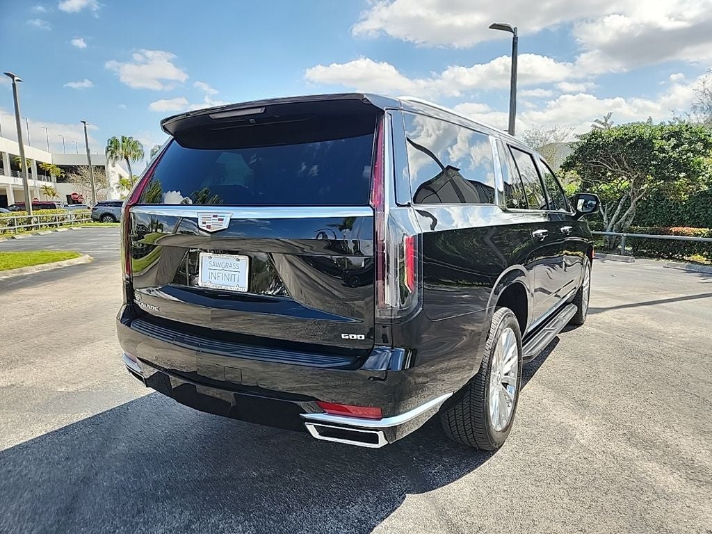 2024 Cadillac Escalade ESV Premium