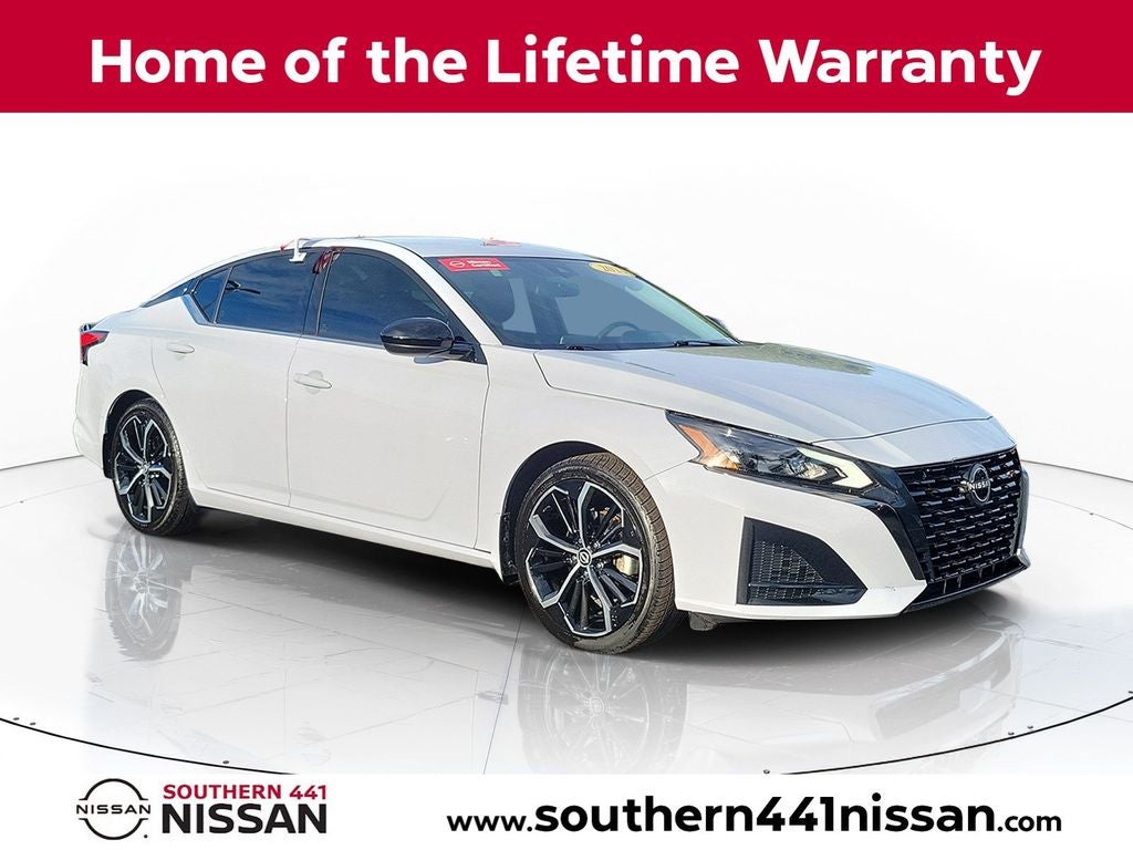 2023 Nissan Altima 2.5 SR