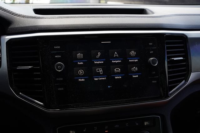 2022 Volkswagen Atlas Cross Sport 3.6L V6 SEL Premium R-Line