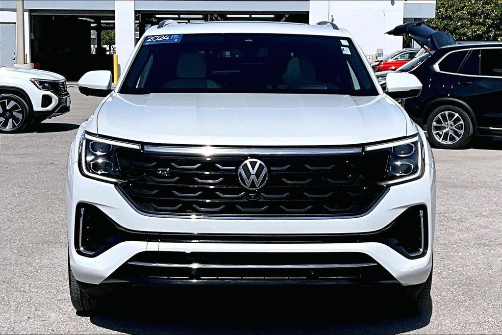 2024 Volkswagen Atlas Cross Sport 2.0T SEL Premium R-Line