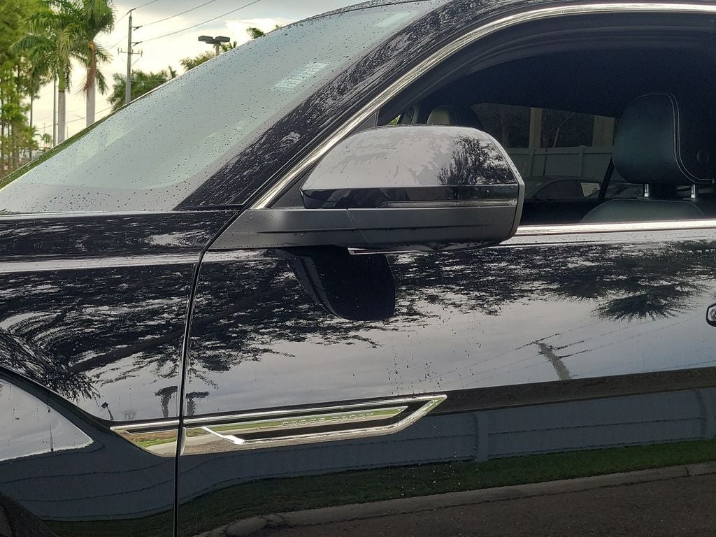 2023 Volkswagen Atlas Cross Sport 3.6L V6 SEL Premium R-Line