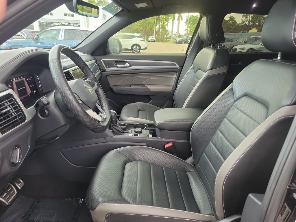 2023 Volkswagen Atlas Cross Sport 3.6L V6 SEL Premium R-Line