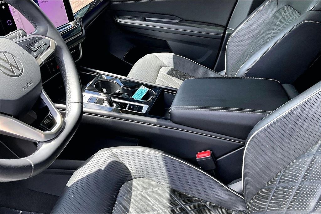 2024 Volkswagen Atlas 2.0T SEL Premium R-Line