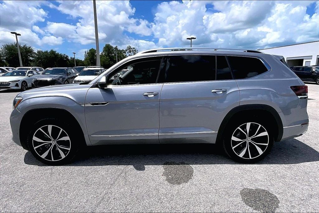 2024 Volkswagen Atlas 2.0T SEL Premium R-Line