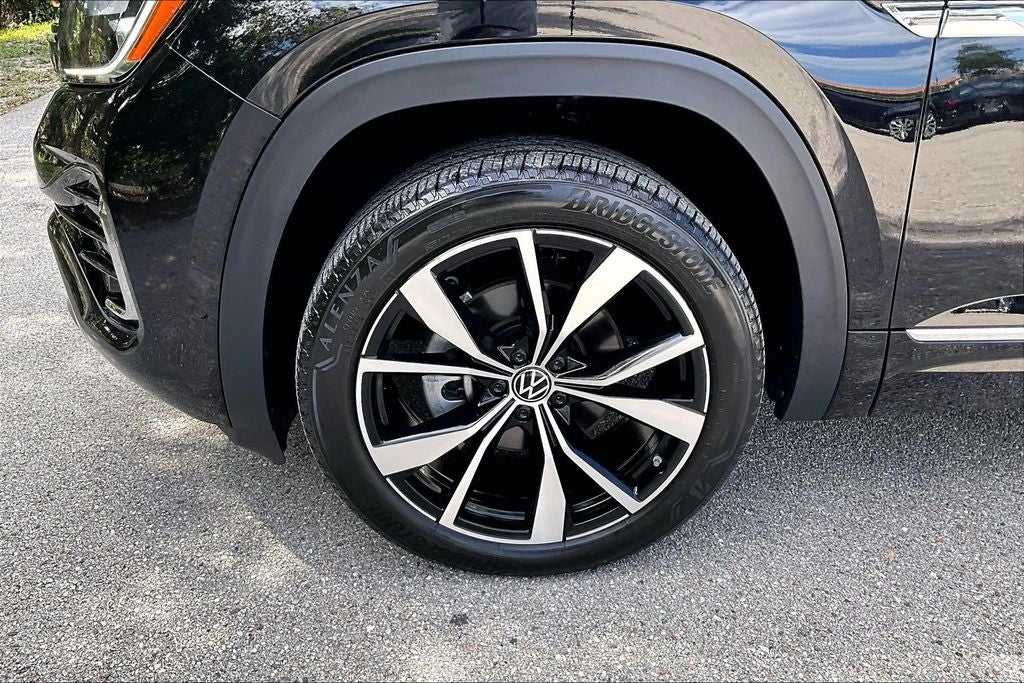 2024 Volkswagen Atlas 2.0T SEL Premium R-Line