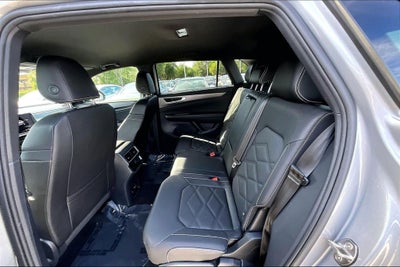 2025 Volkswagen Atlas Cross Sport 2.0T SE w/Technology