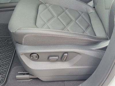 2026 Volkswagen Atlas SE w/Technology