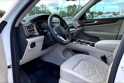 2025 Volkswagen Atlas 2.0T SE w/Technology