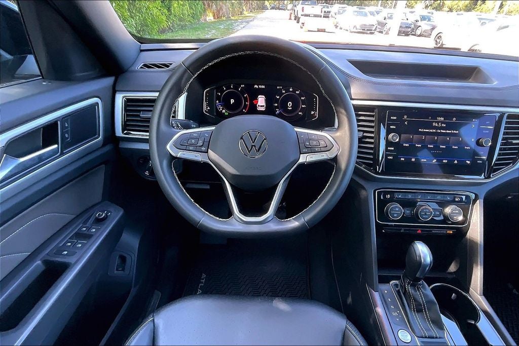 2023 Volkswagen Atlas Cross Sport 2.0T SE w/Technology