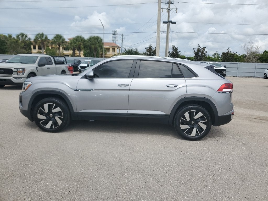 2024 Volkswagen Atlas Cross Sport 2.0T SE w/Technology