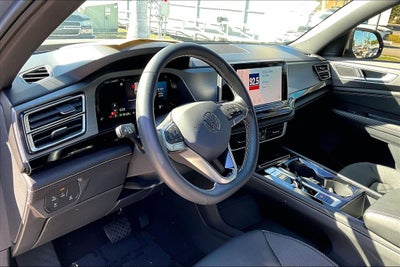 2024 Volkswagen Atlas Cross Sport 2.0T SE w/Technology