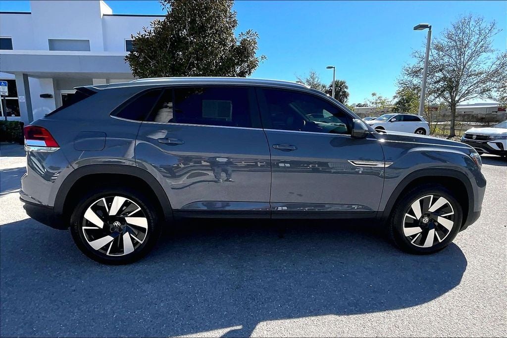 2024 Volkswagen Atlas Cross Sport 2.0T SE w/Technology
