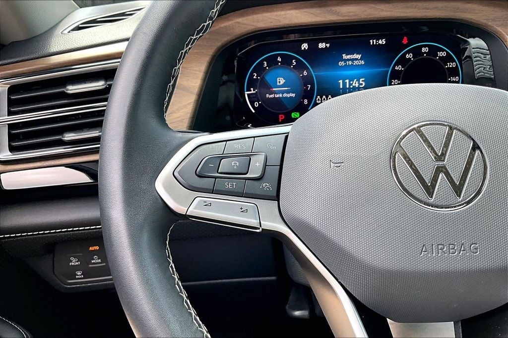 2024 Volkswagen Atlas 2.0T SE w/Technology