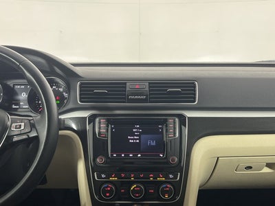 2019 Volkswagen Passat 2.0T SE R-Line
