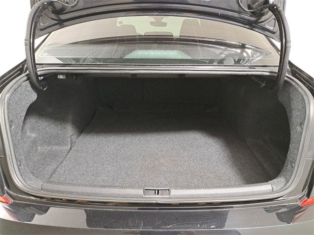 2022 Volkswagen Passat 2.0T R-Line