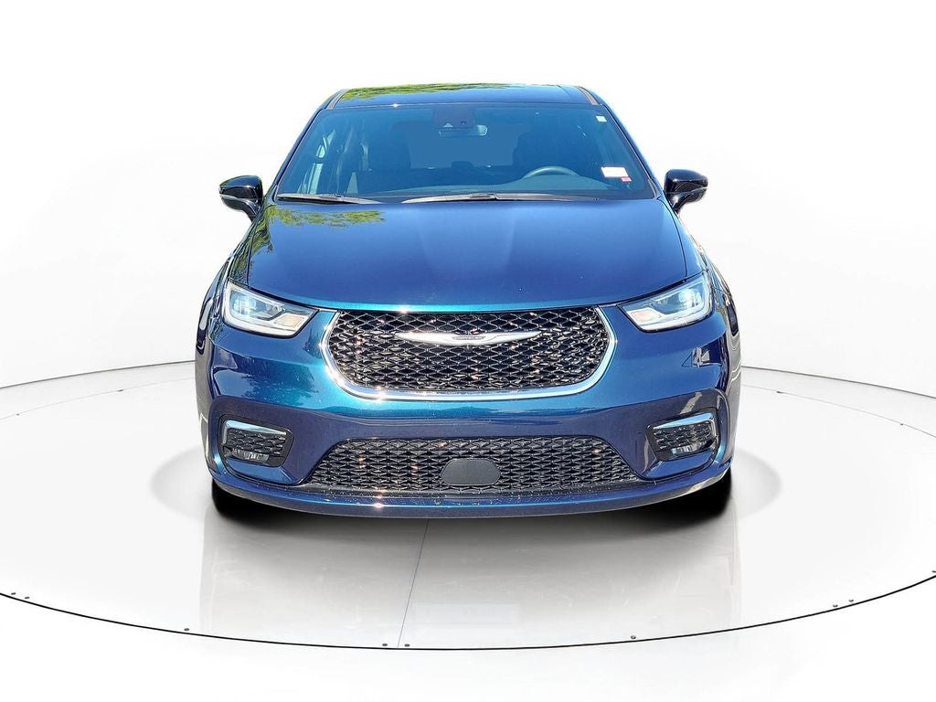 2024 Chrysler Pacifica Touring