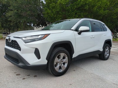 2025 Toyota RAV4 XLE