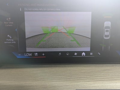 2025 BMW 3 Series 330i Sedan