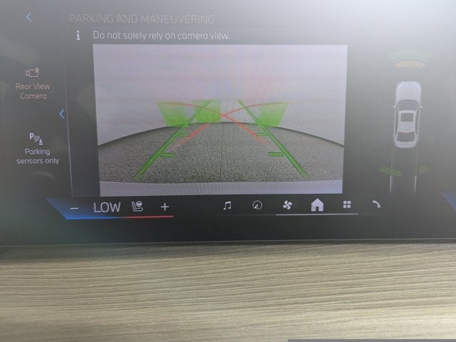 2025 BMW 3 Series 330i Sedan