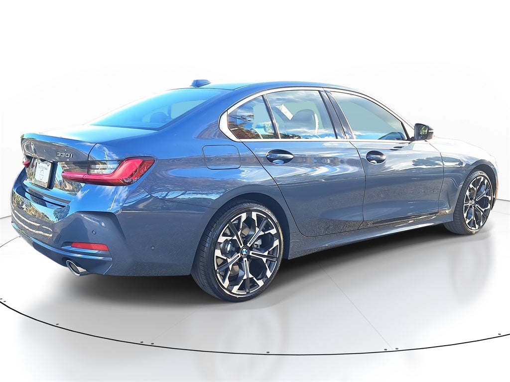 2025 BMW 3 Series 330i