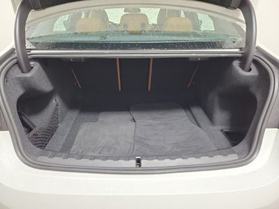 2024 BMW 3 Series 330i xDrive