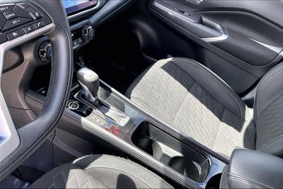 2022 Nissan Kicks SV