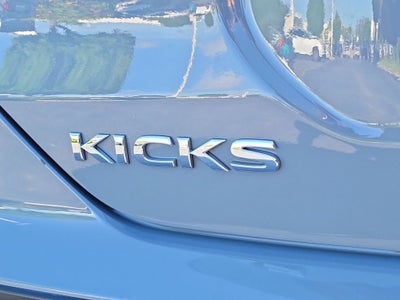 2023 Nissan Kicks SV