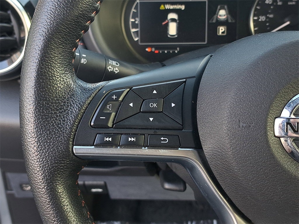 2021 Nissan Kicks SR