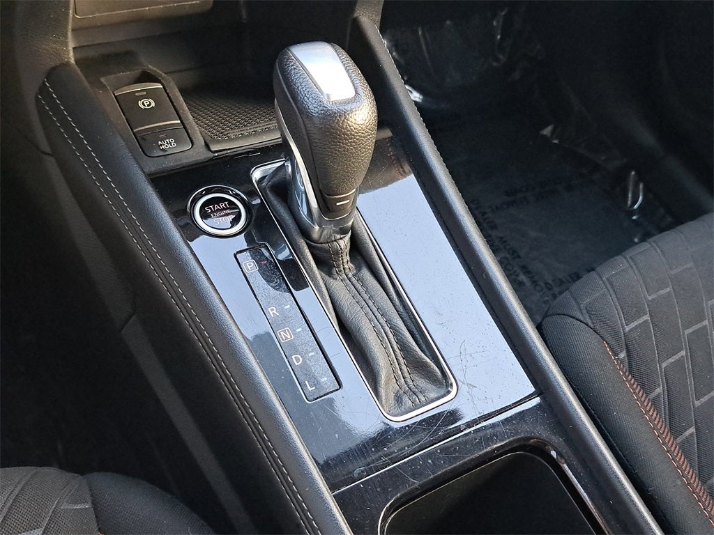 2021 Nissan Kicks SR