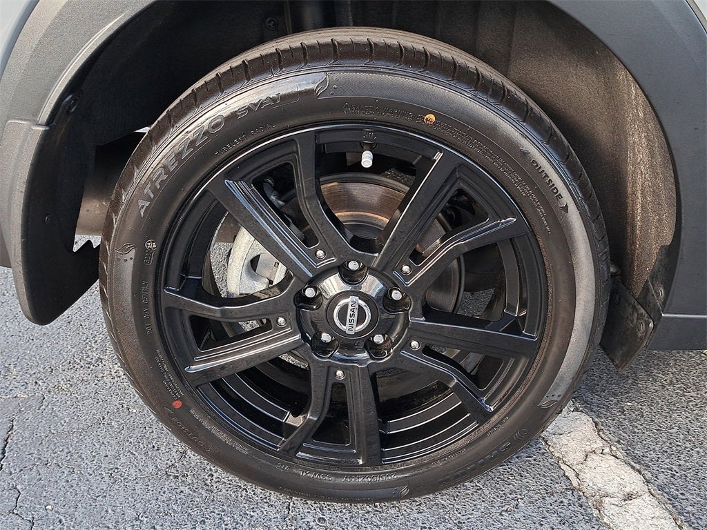 2021 Nissan Kicks SR